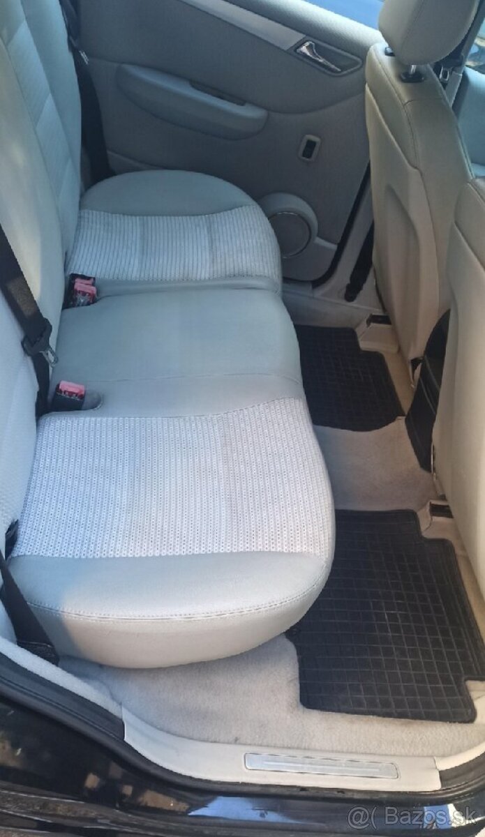 Predám Mercedes Benz b200 - 11