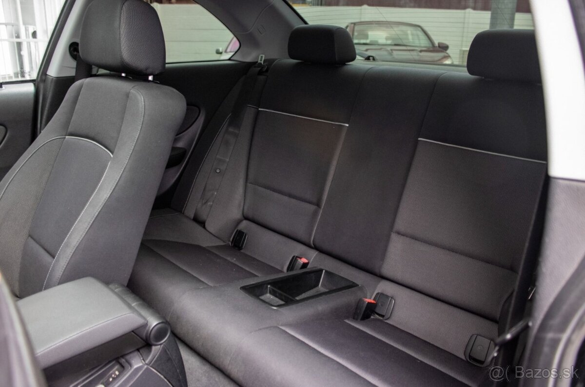 BMW Rad 1 120d, 130kW, M6, 3d - 11