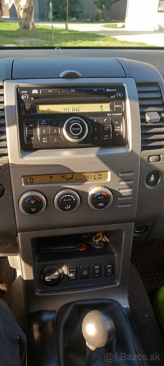 Nissan Pathfinder 2.5D 2009 4x4 - 11