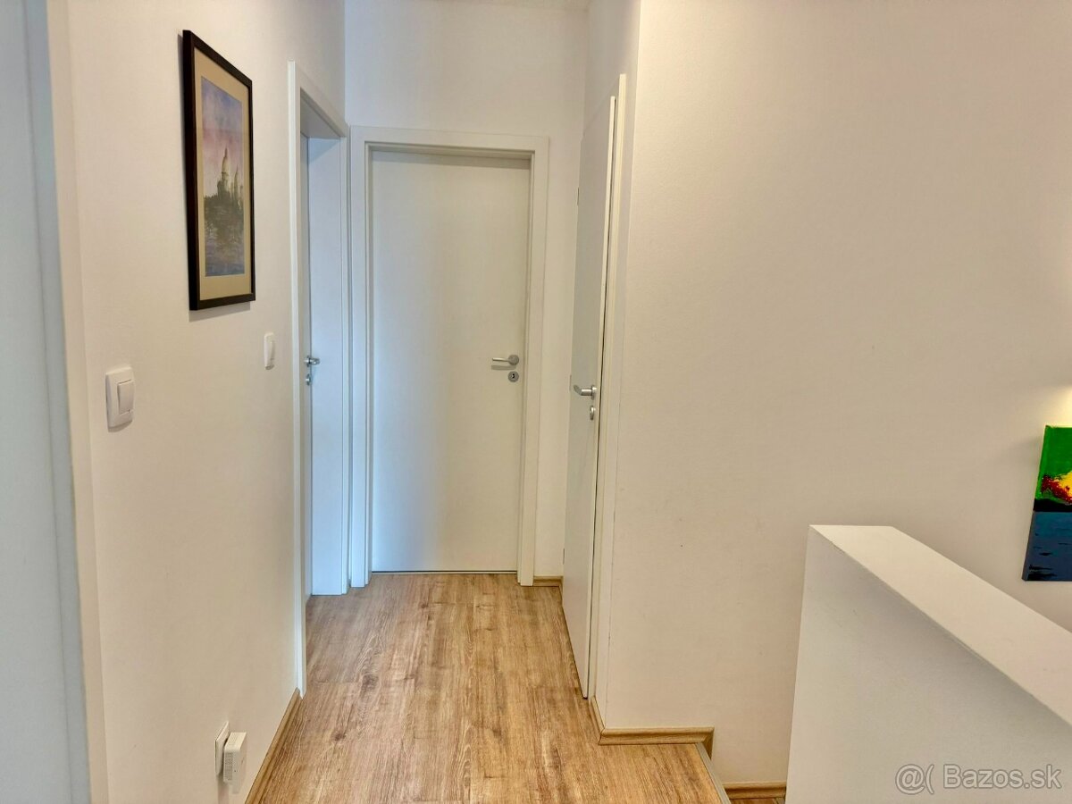 NA PREDAJ – moderná novostavba rodinného domu v Bernolákove - 11