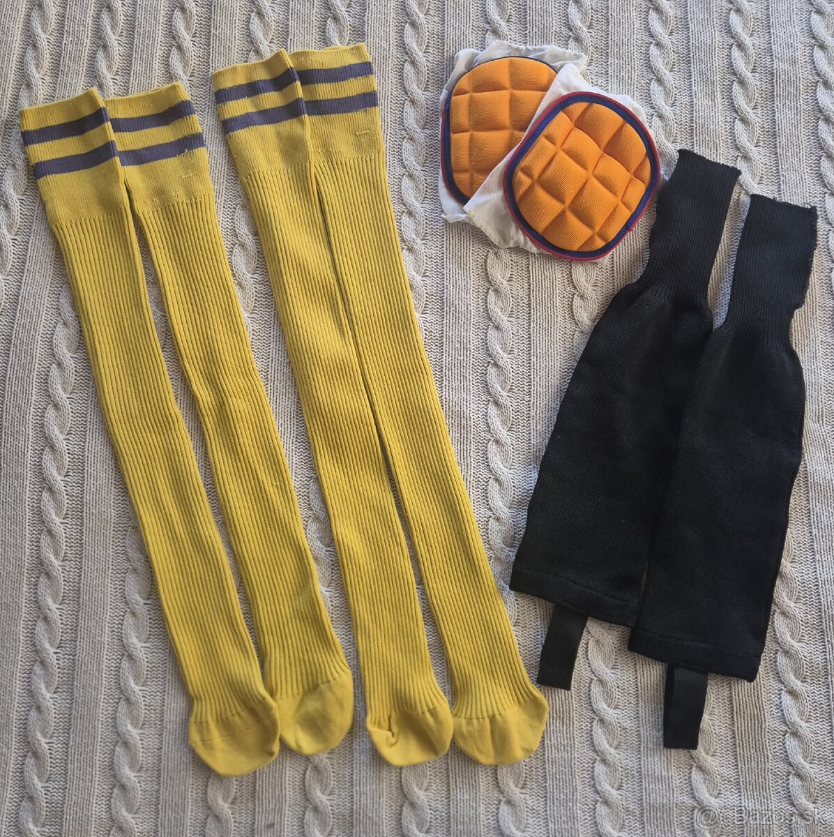 Fotbalové dresy, kopačky, chrániče, štucne - 11