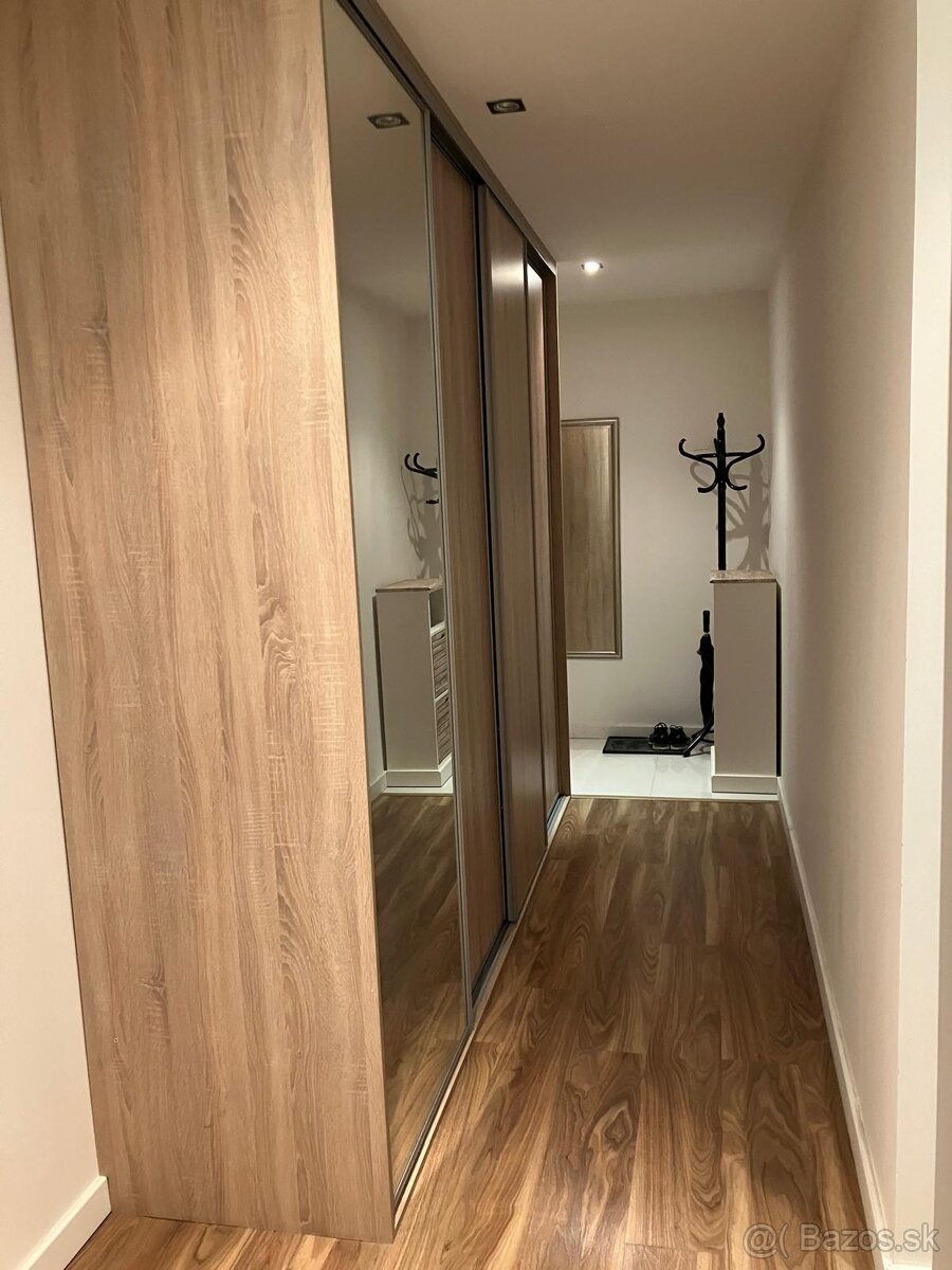 Slnečný 2-izbový byt na prenájom Košice - Hlinkova ulica - 11