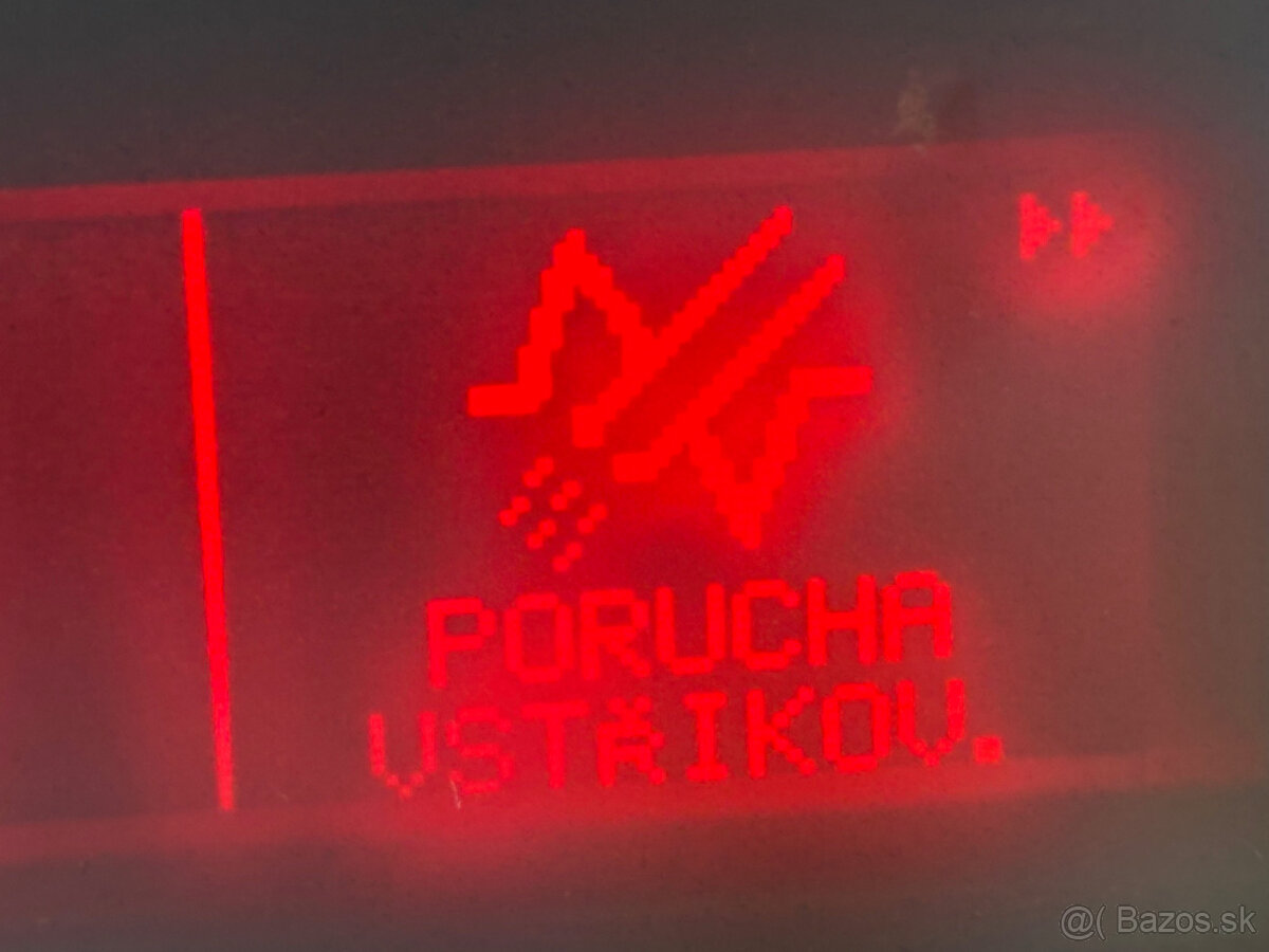 Prodám valník RENAULT MIDLUM 220.12 PR 4X2 E4 s hydr. čelem - 11