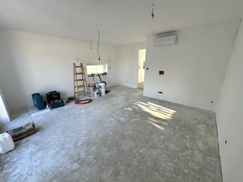 4 izbový rodinný dom 118 m2 na pozemku 719 m2, Sládkovičovo - 11