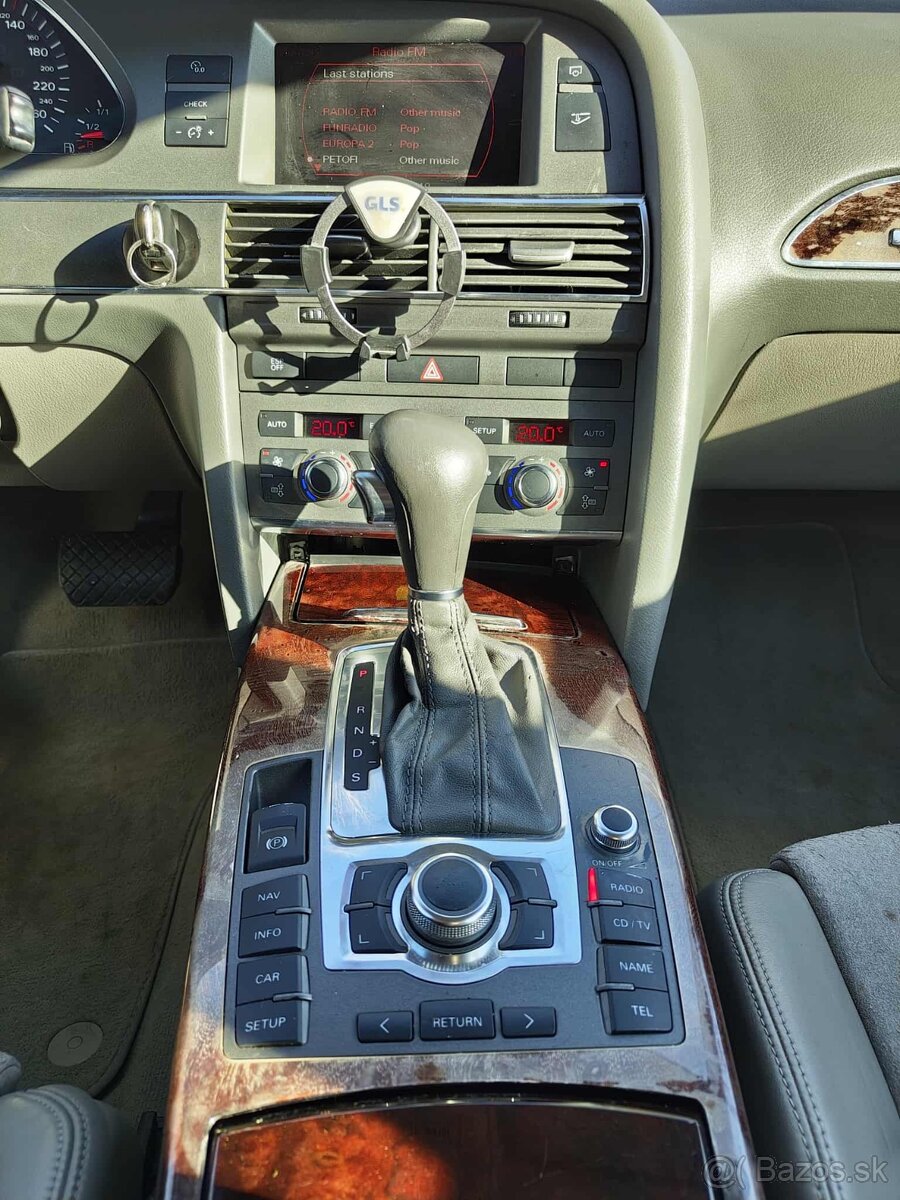 Audi A6 3.2 FSI V6 quattro tiptronic - 11