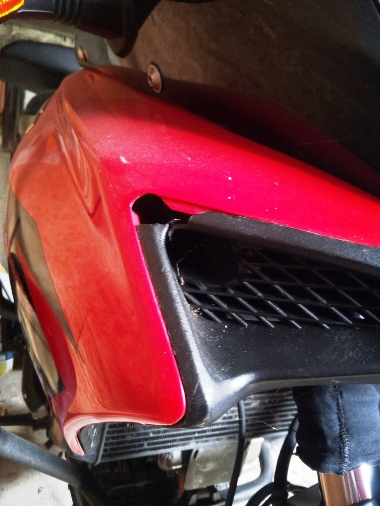 Suzuki DL650 V-Strom - 11