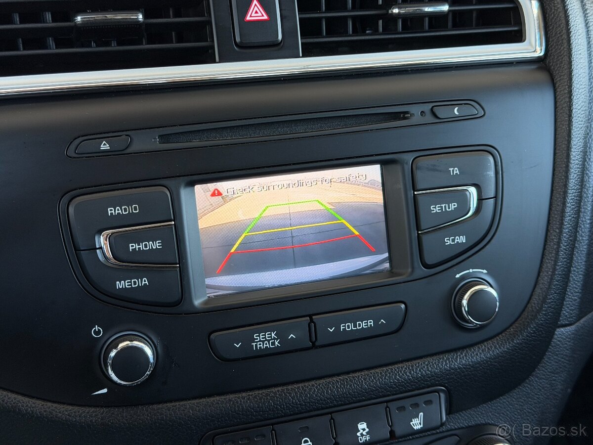 Kia Ceed SW 1.6 CRDi VGT Gold SR auto Facelift - 11