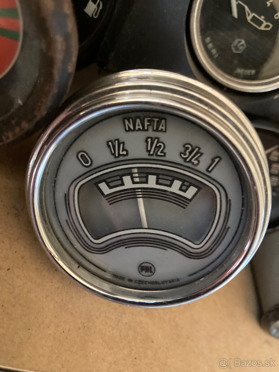 Predám Budiky,Tachometre - 11