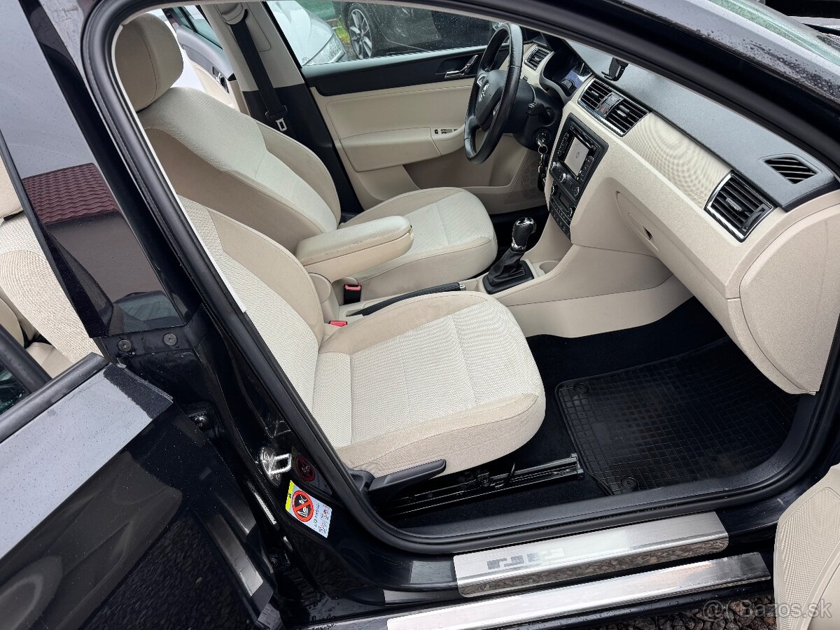 ŠKODA RAPID 1.4 TSI 90KW DSG A7 ELEGANCE - 11