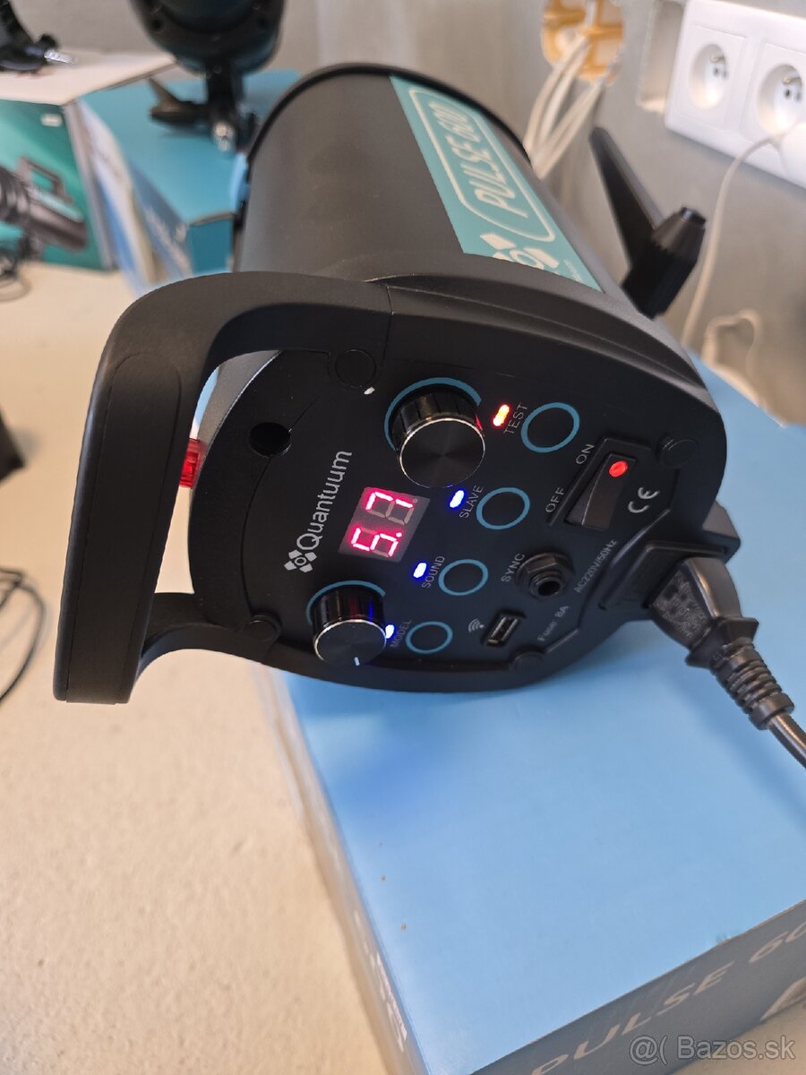 Quantuum studiove zablesky - 11