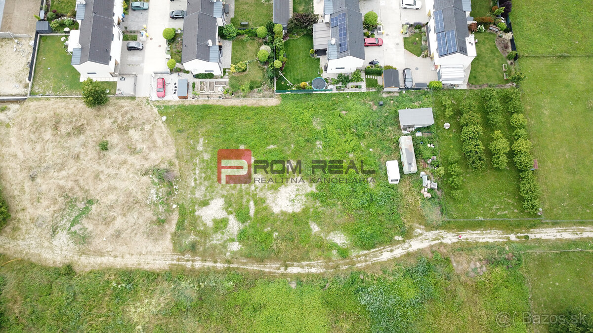 Investičný pozemok 1600 m2 Marianka Intravilán Skvelé ROI - 11