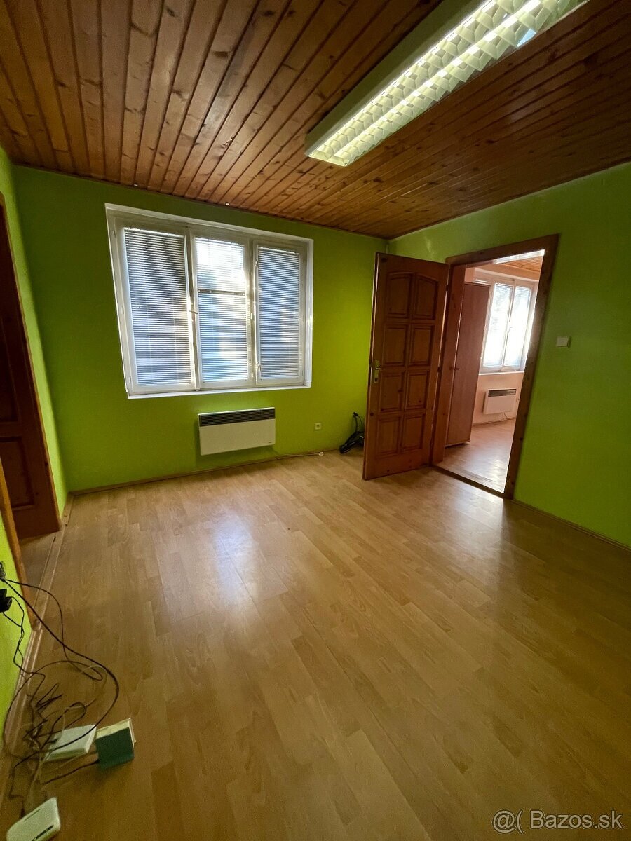 MH257- Na prenájom výrobná hala s kanceláriami - 11