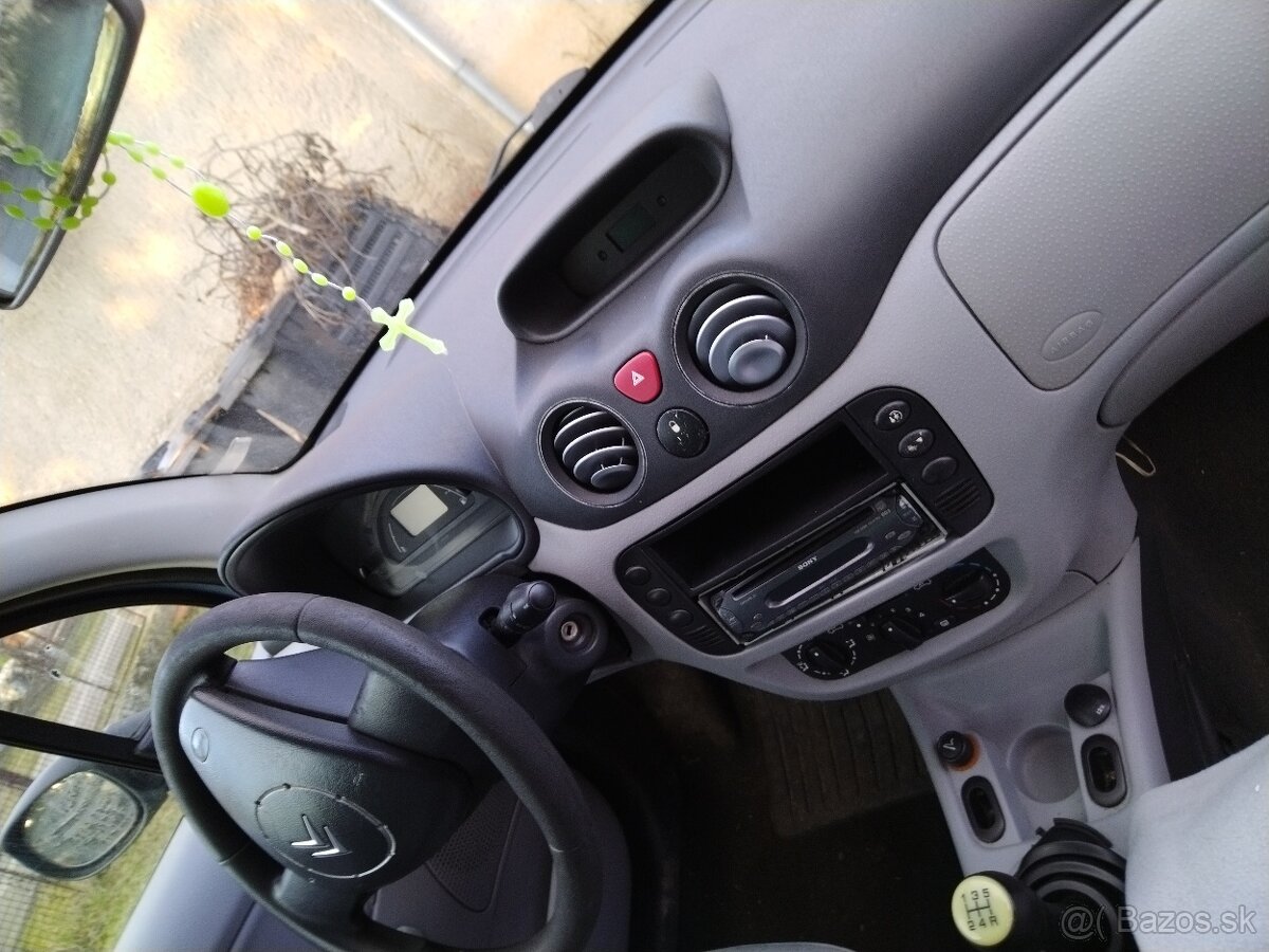 Citroen C3 1.1 benzin - 11