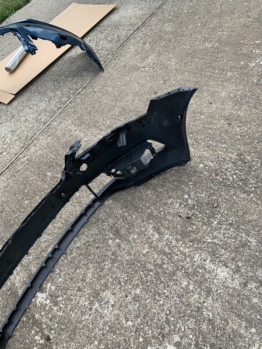 predni naraznik skoda superb 3 III 3v0 6xpdc cerny - 11