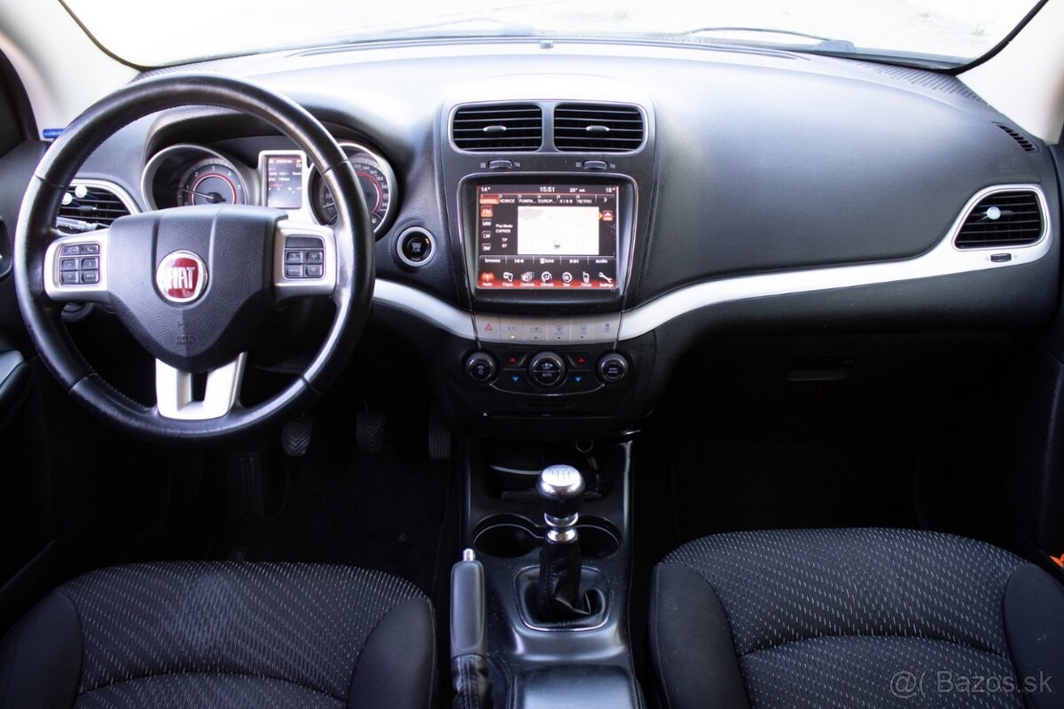 Fiat Freemont 2.0 16V 170k MultiJet Urban - 11