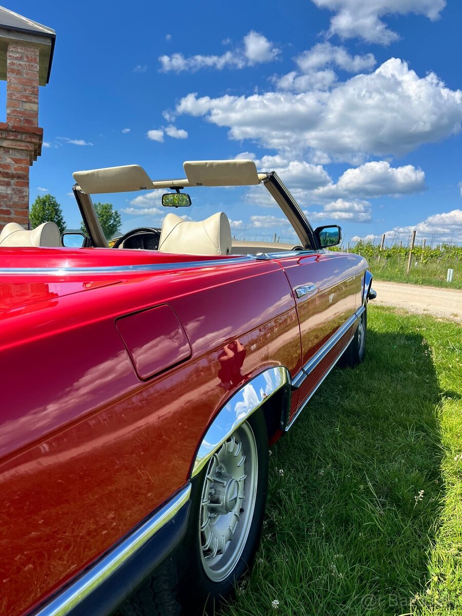 Mercedes-Benz 350SL W107 V8 eu - 11