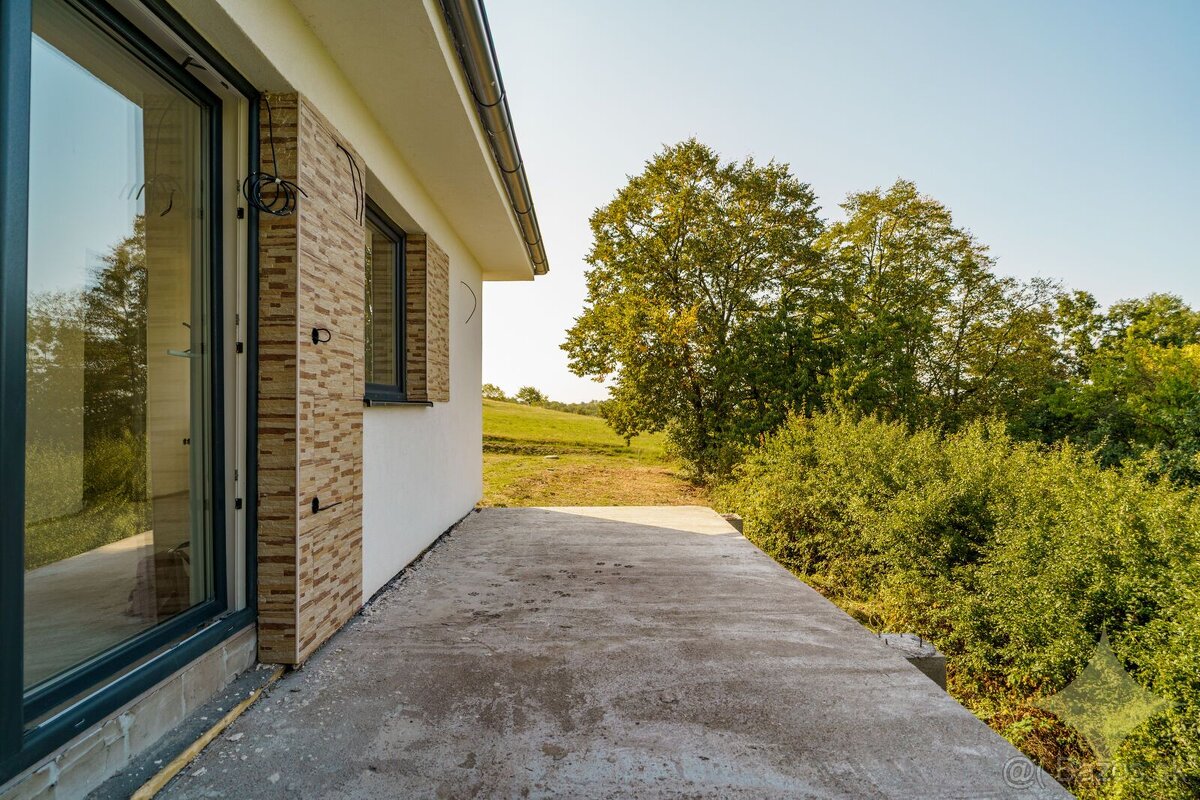 REZERVOVANÉ - Exkluzívne ponúkame na predaj, krásnu novostav - 11