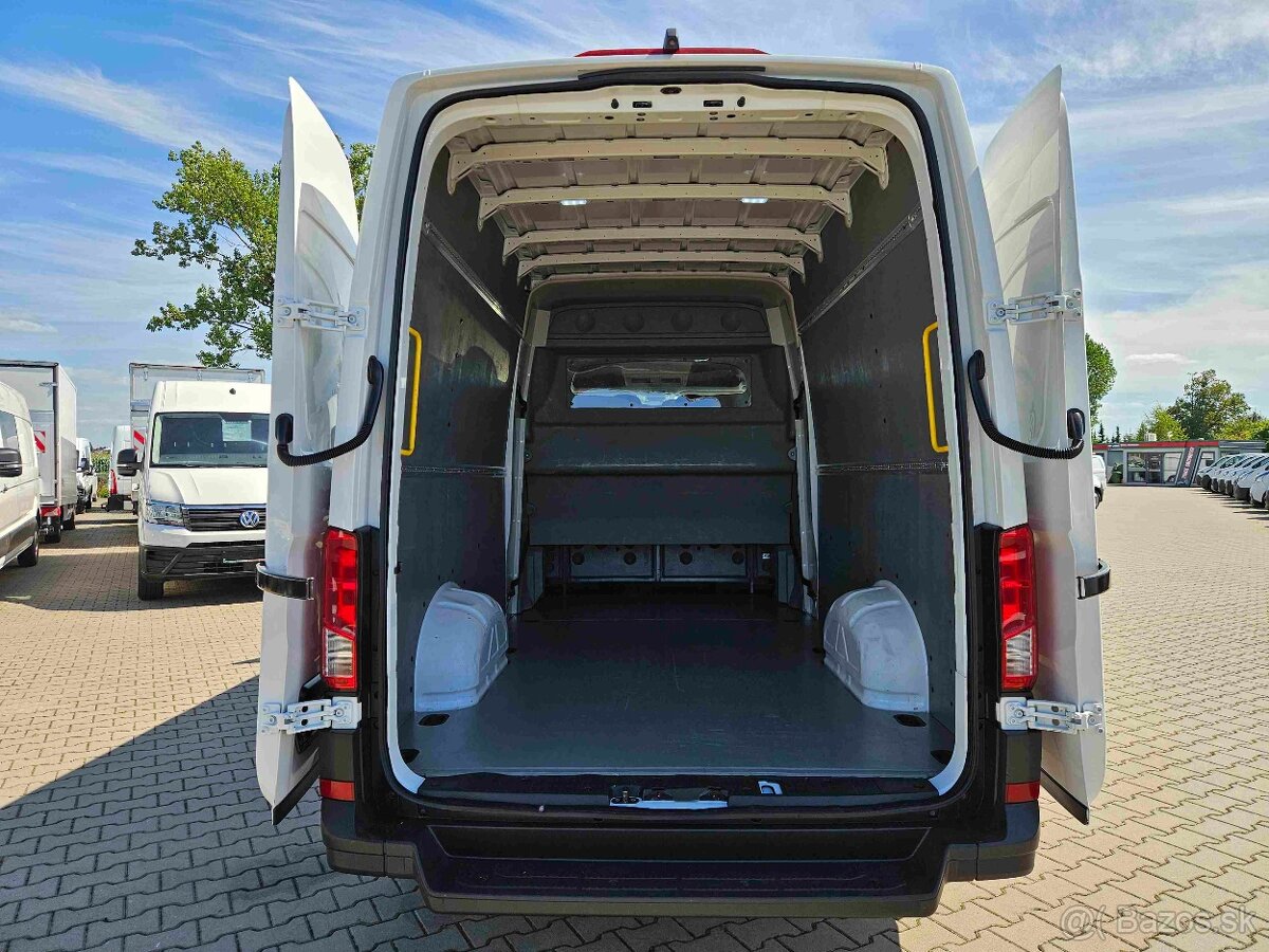 Volkswagen Crafter L3H2 7 miest 2.0TDi/140hp - 2021 - 11