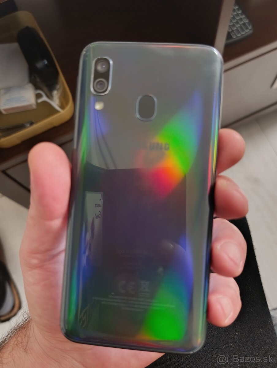 Samsung Galaxy A40 4GB RAM 64GB ROM - 11