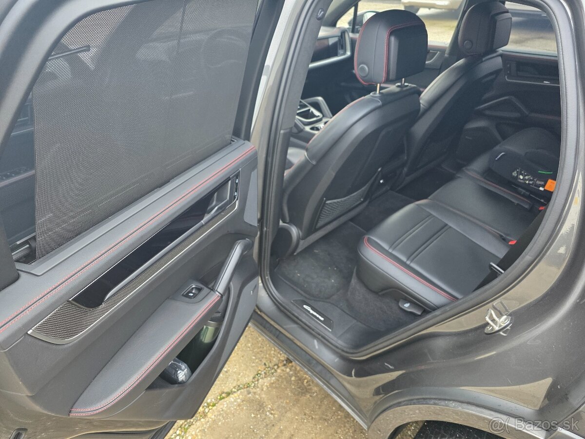 PORSCHE Cayenne S 4.0 V8 349kw/474k, r.v.: 08/2023 - 11