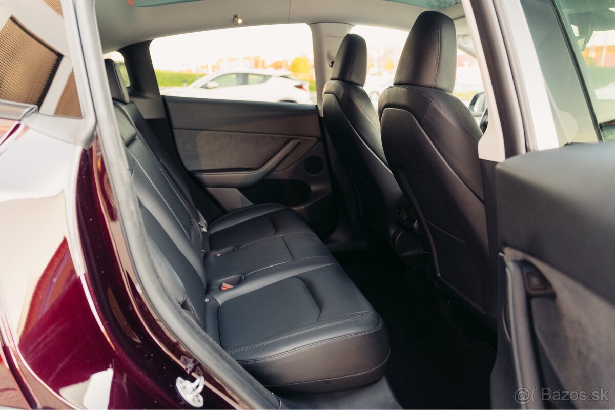 Tesla Model Y Performance 2023 - Predĺžená záruka - 11