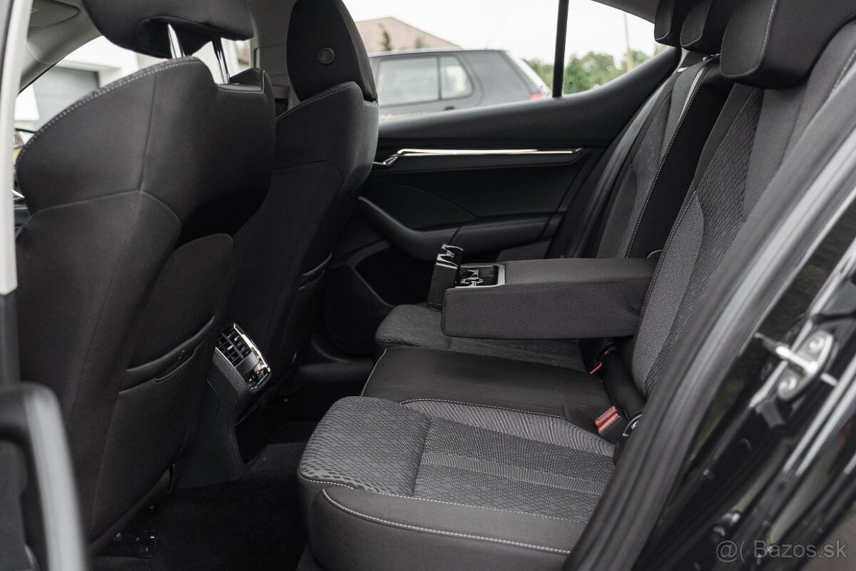 Škoda Octavia 2.0 TDI SCR Style DSG - 11