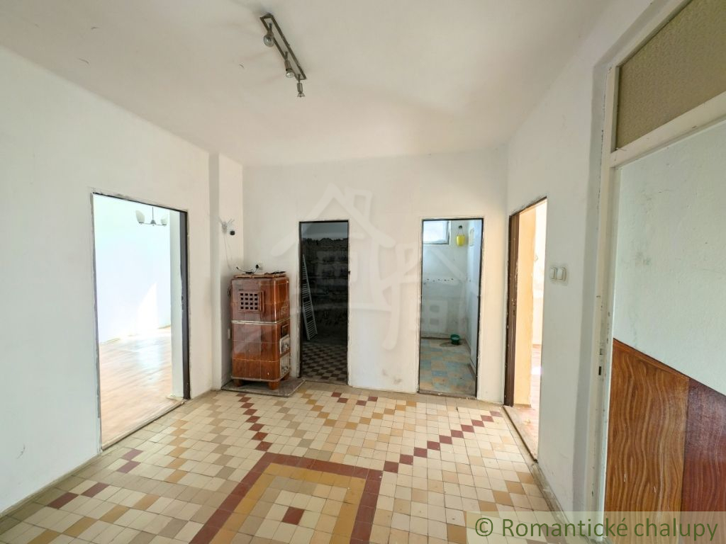 Rodinný dom na predaj neďaleko Domaše - Žalobín - 11