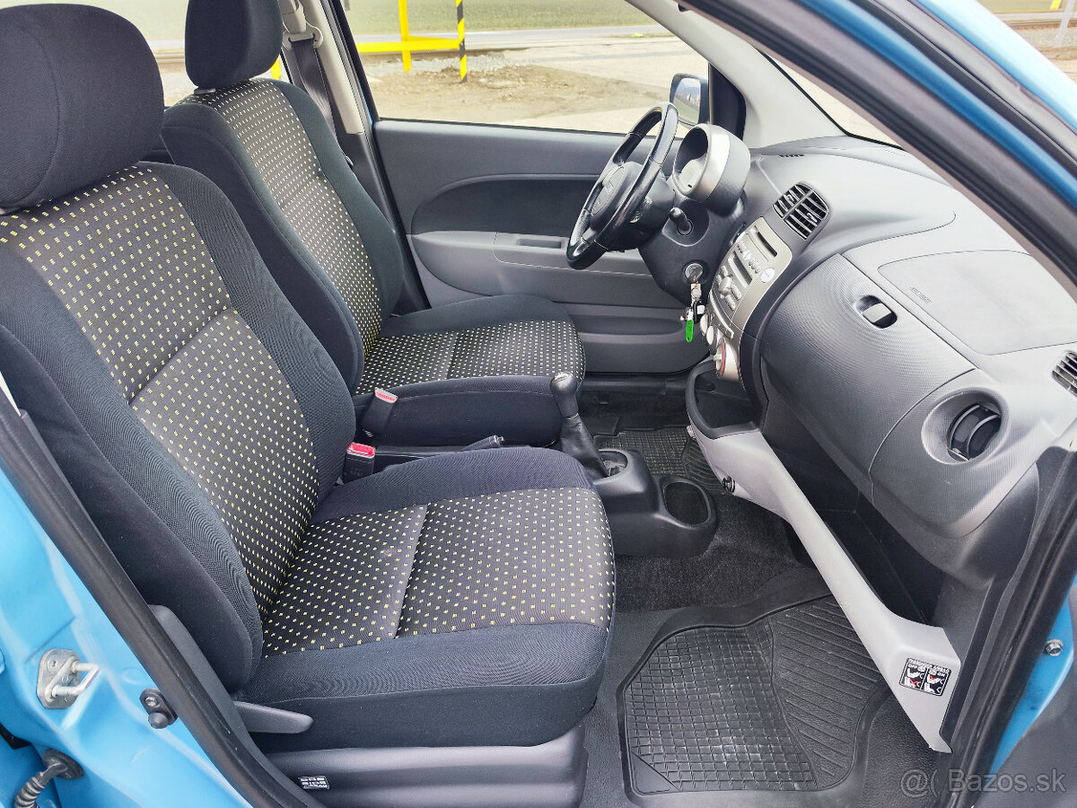 Daihatsu Sirion 1,3/67kW 4x4 - 11