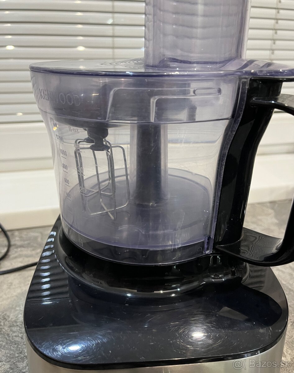 Kenwood Multipro Compact FDM30 kuchynský robot - 11