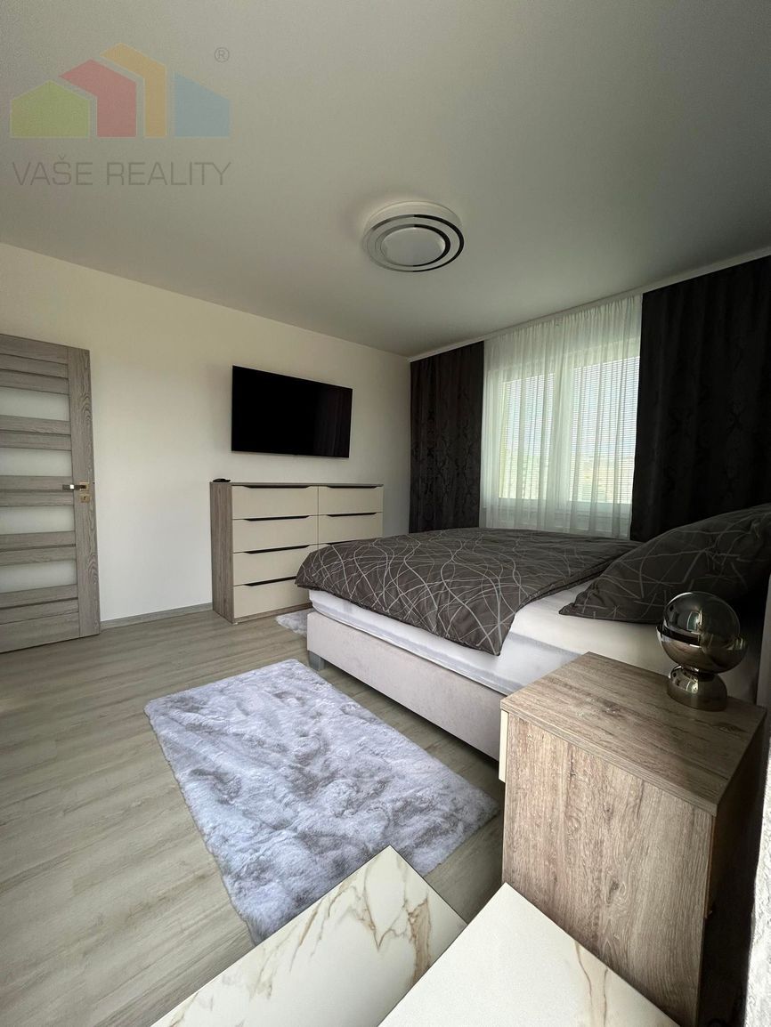 Luxusný 3 izbový mezonetový byt v UrbanParku (105 m2)-Trenčí - 11