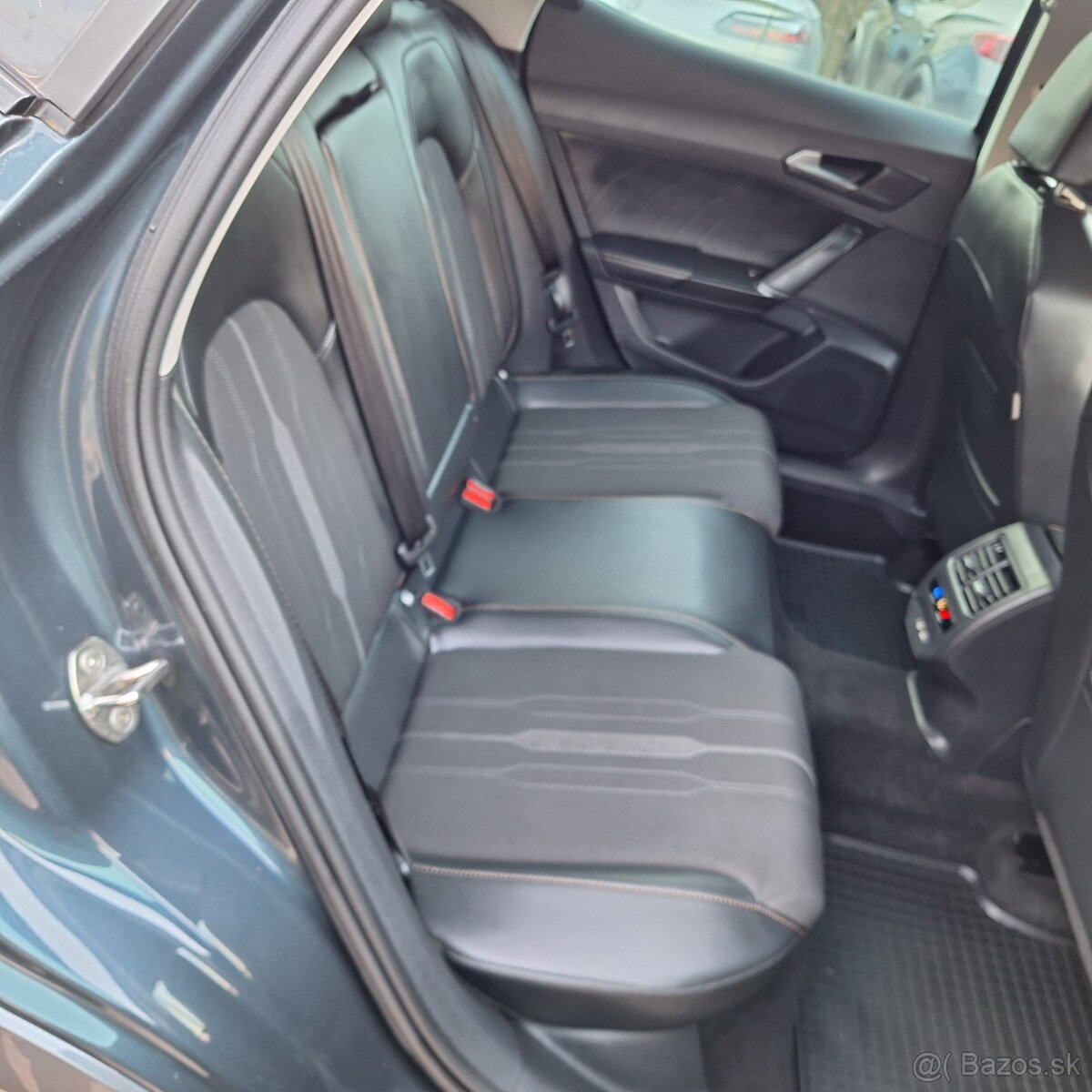 Cupra Formentor 1.4 TSI eHybrid 204k DSG - 11