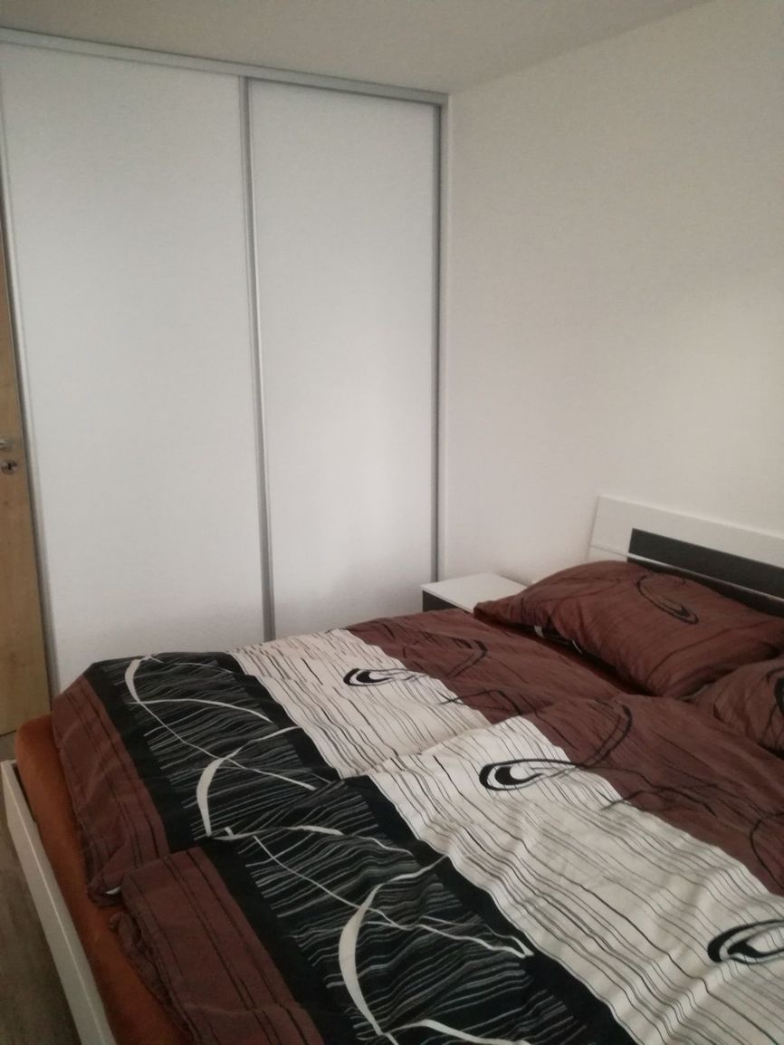 Pezinok: na predaj byt v centre mesta - 11