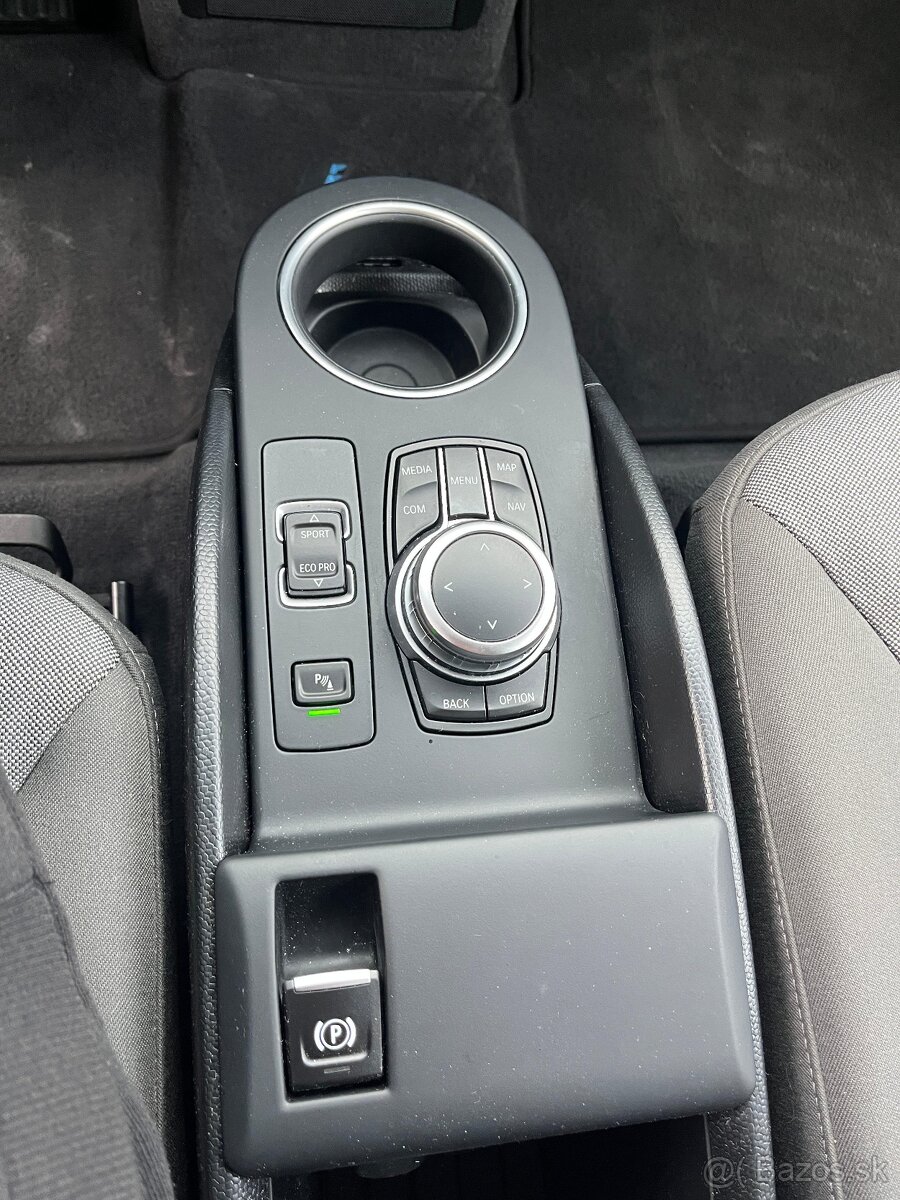 BMW i3s 120Ah, r.2022, Adaptív LED/Temp., Kam.❇odpočet DPH - 11