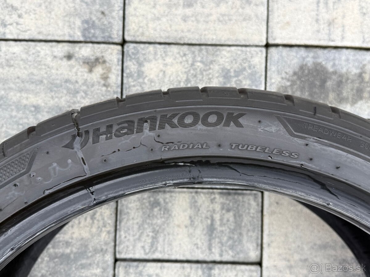 225/40 R19 Hankook, Pirelli - 11