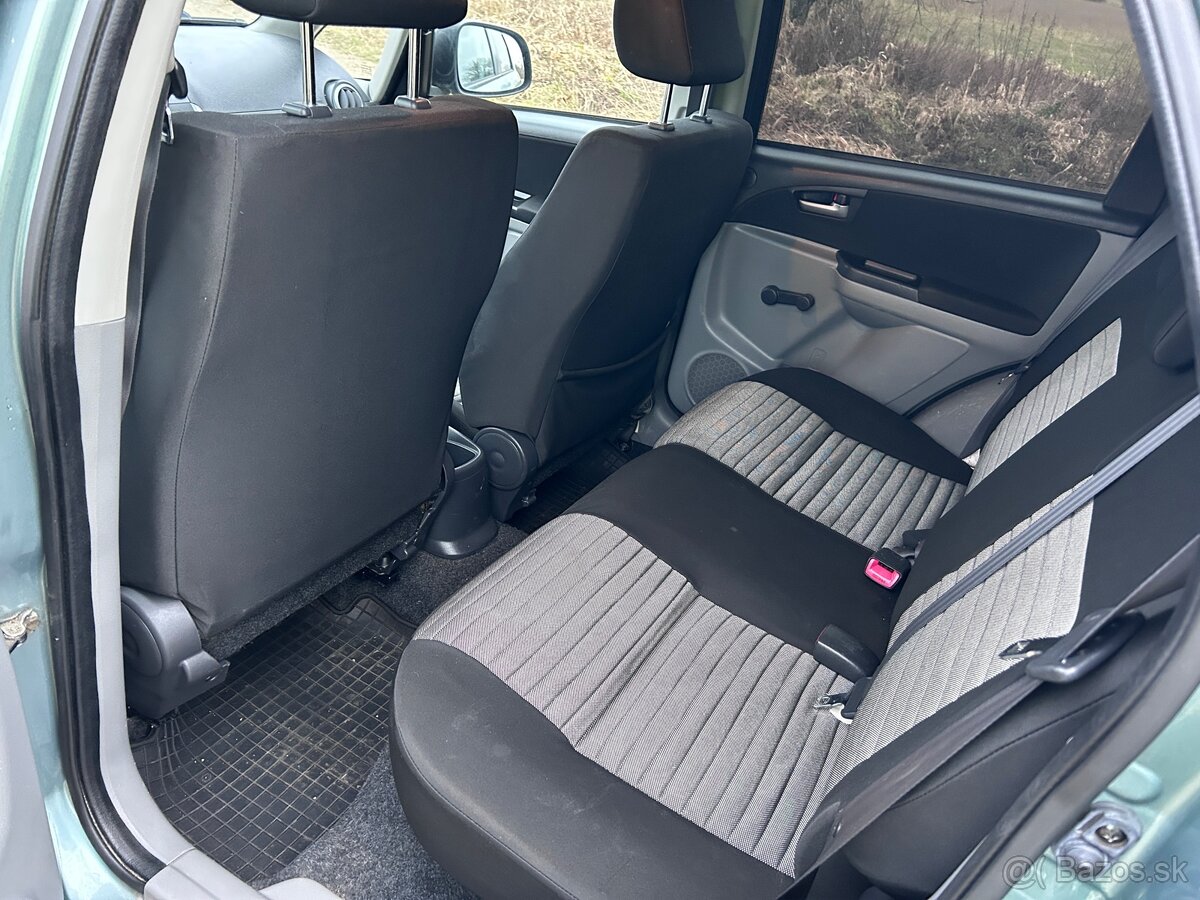 Suzuki Sx4 1.5 VVT - 11
