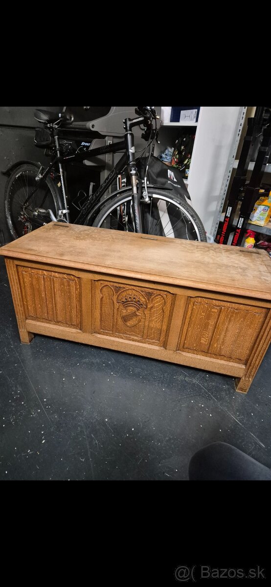 Starožitný nábytok - 11