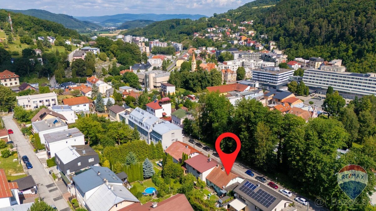 na predaj rodinný dom Trenčianske Teplice centrum pozemok 38 - 11