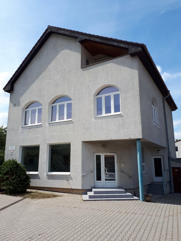 Prenajmeme admi. priestor v Bratislave IV na Agátovej ul. - 11