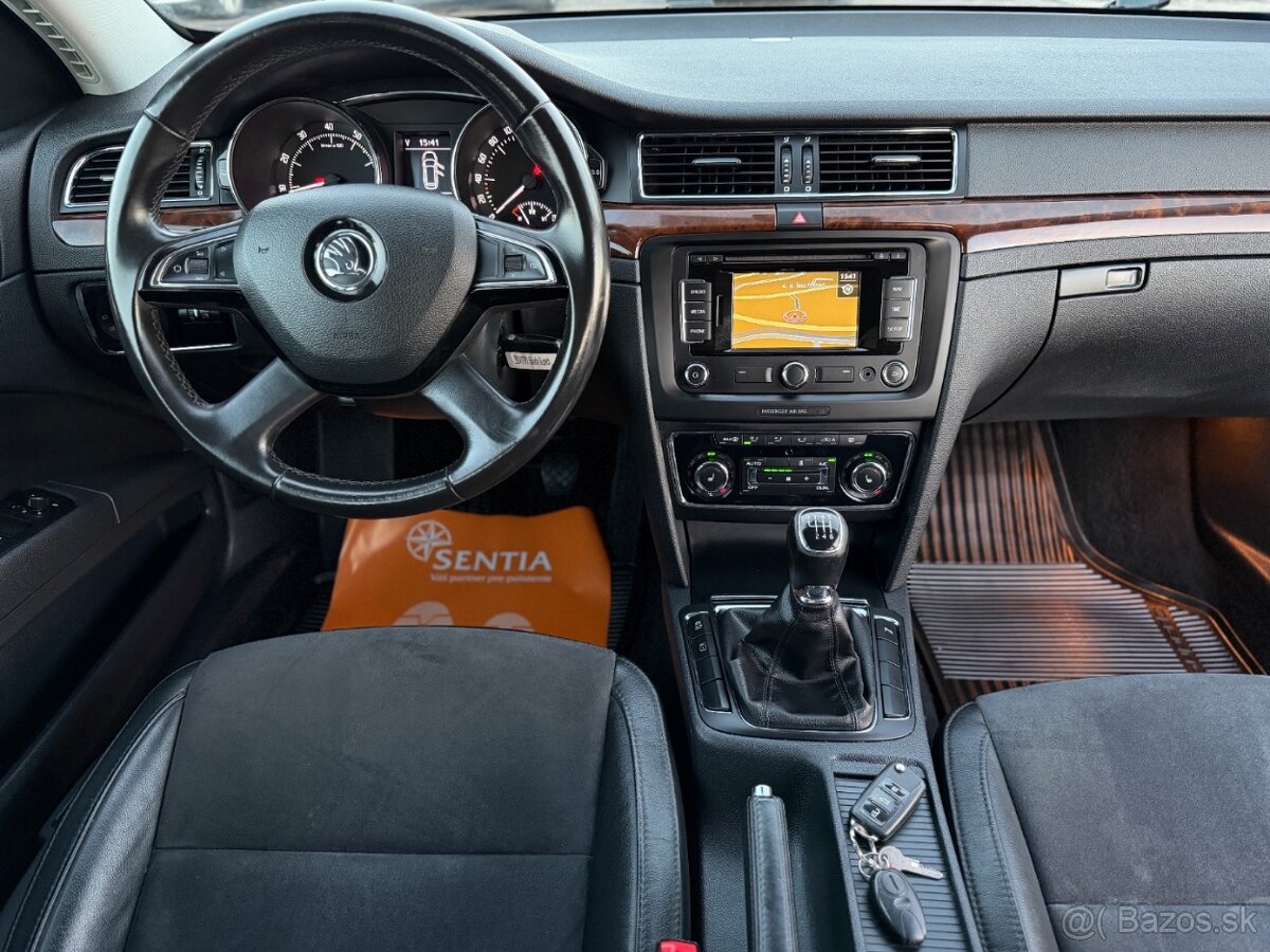 Škoda Superb Combi 1.8 TSI Elegance - 11