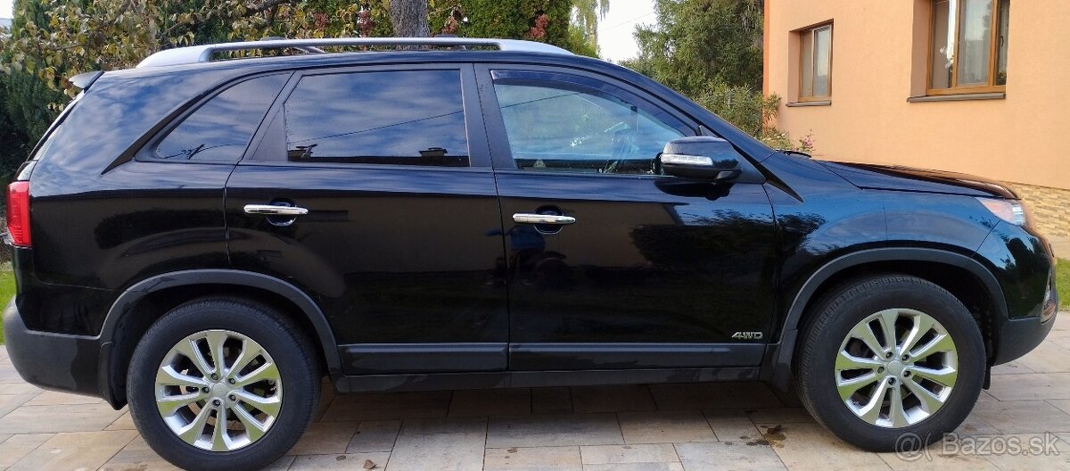 KIA Sorento - 11