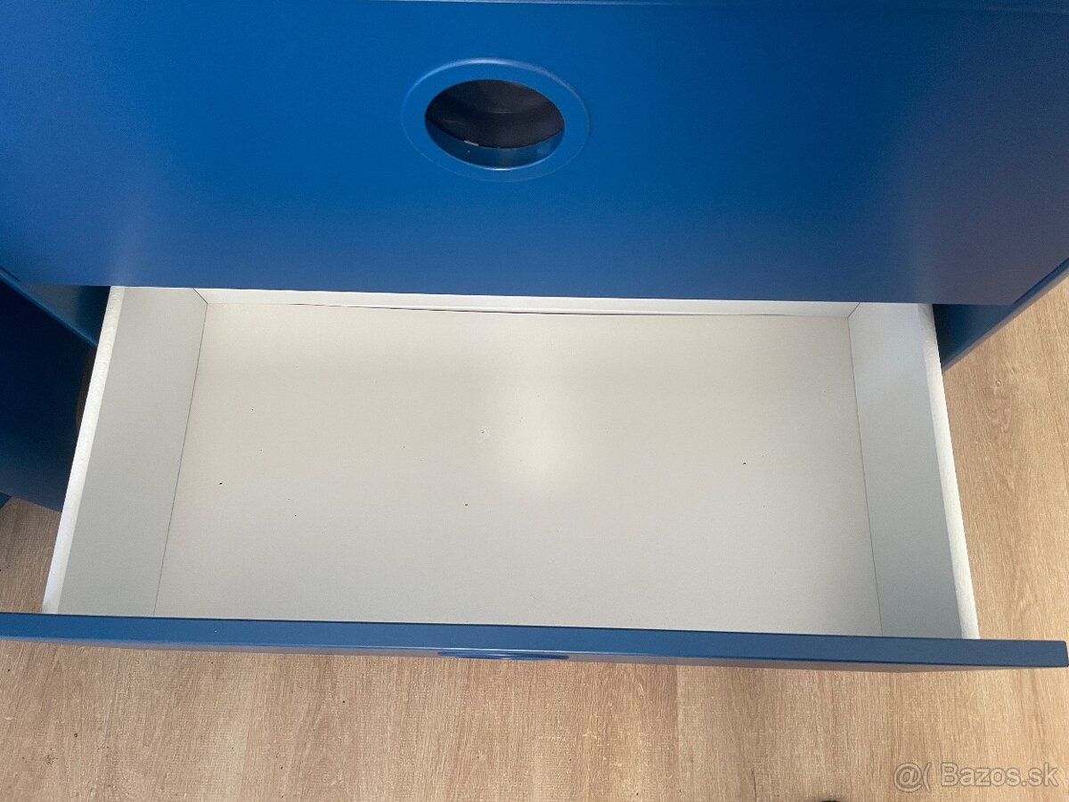 Komoda a skriňa - 11