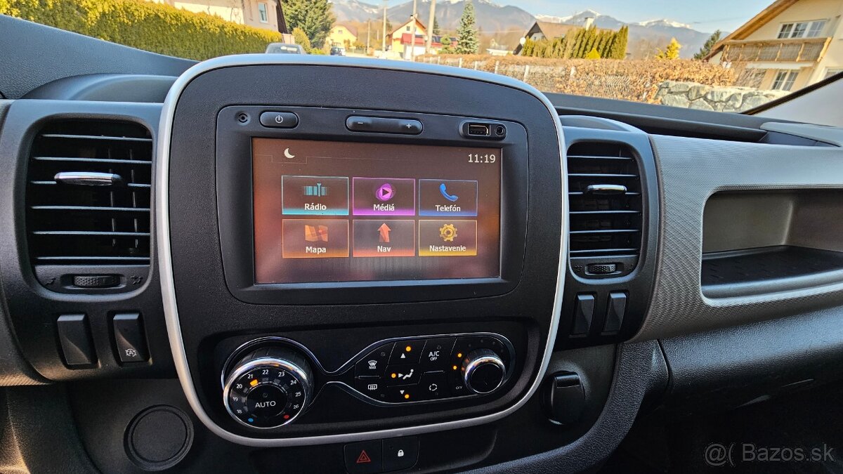 Renault Trafic Furgon Energy dCi 120 L2H1P2 Cool 2016 - 11