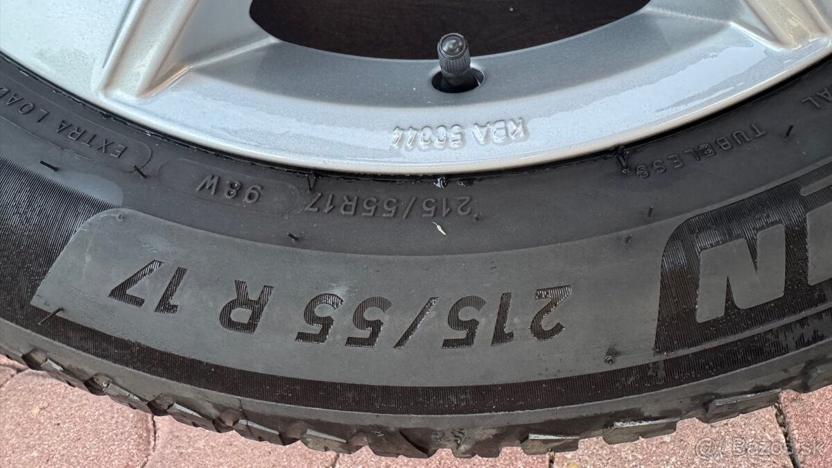 Michelin crossclimate 2 215/55R17 celoročné - 11