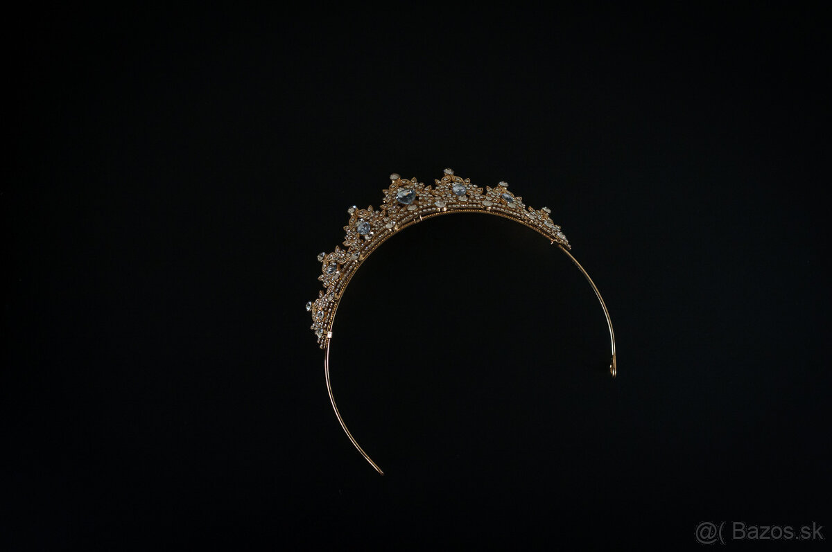 Korunka do vlasov - 11