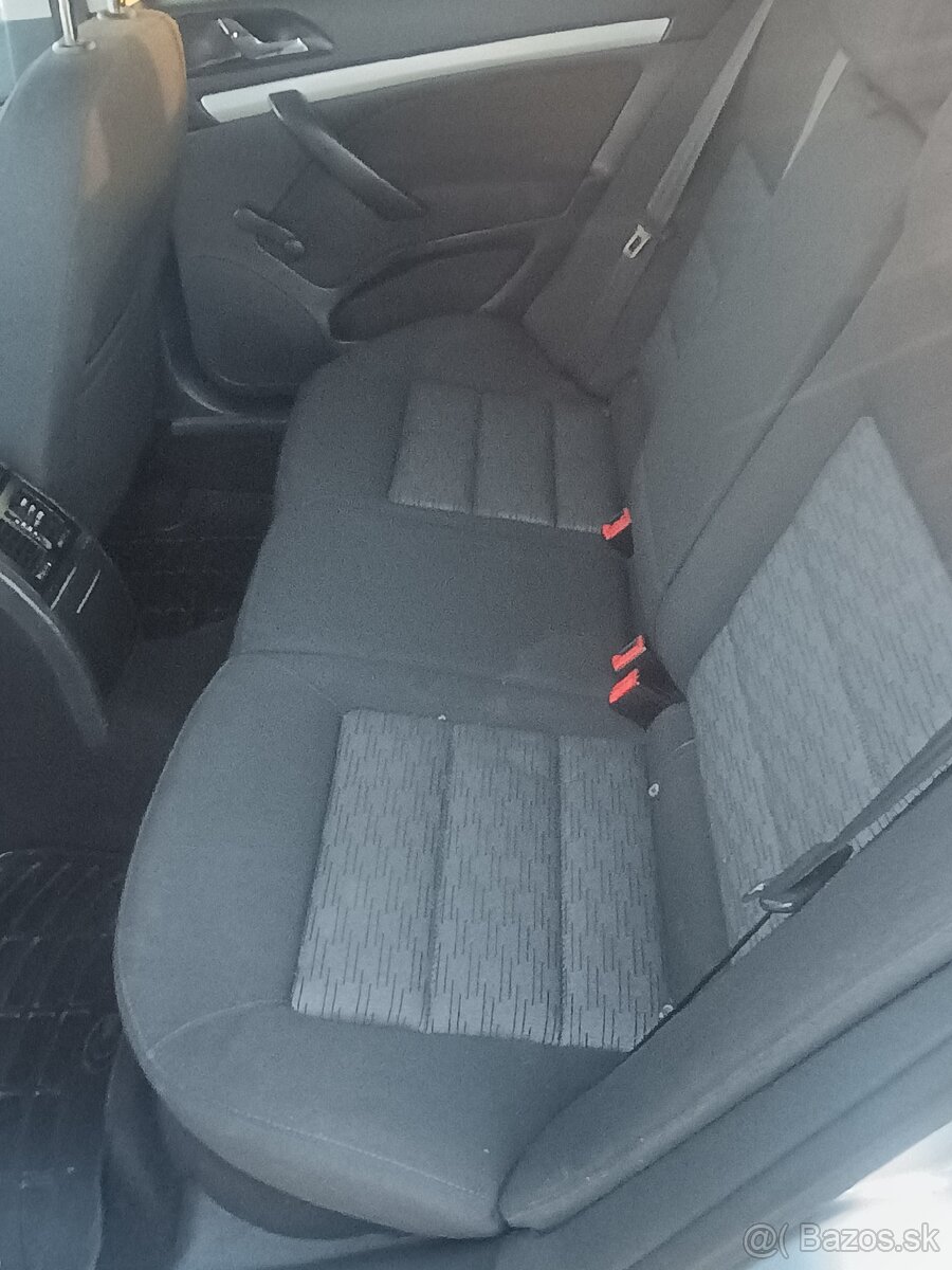 Predám škoda Octavia 1.6tdi - 11