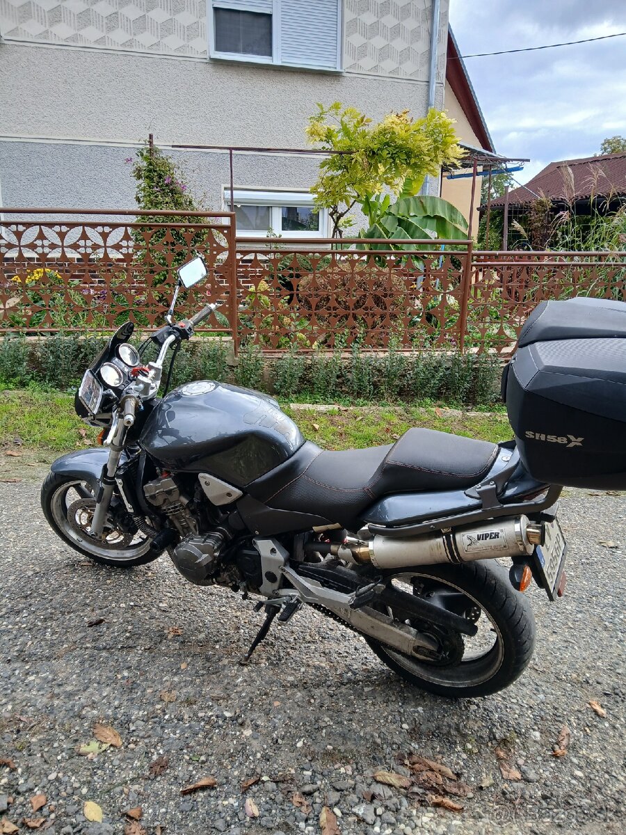 Honda cb 900 hornet - 11