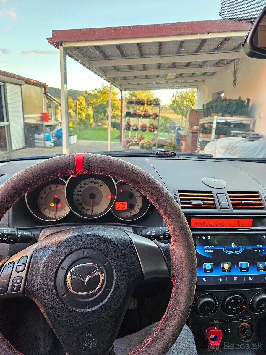 Mazda 3 1.6i BK 77kW (2006) Benzín - 11