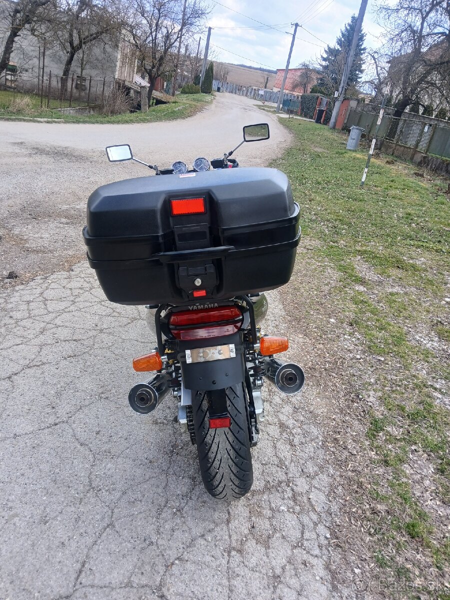 Yamaha XJR 1300 - 11