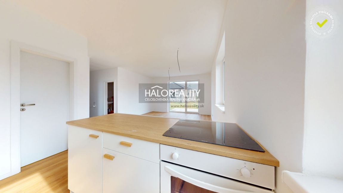 HALO reality - Prenájom, rodinný dom Baka - NOVOSTAVBA - EXK - 11