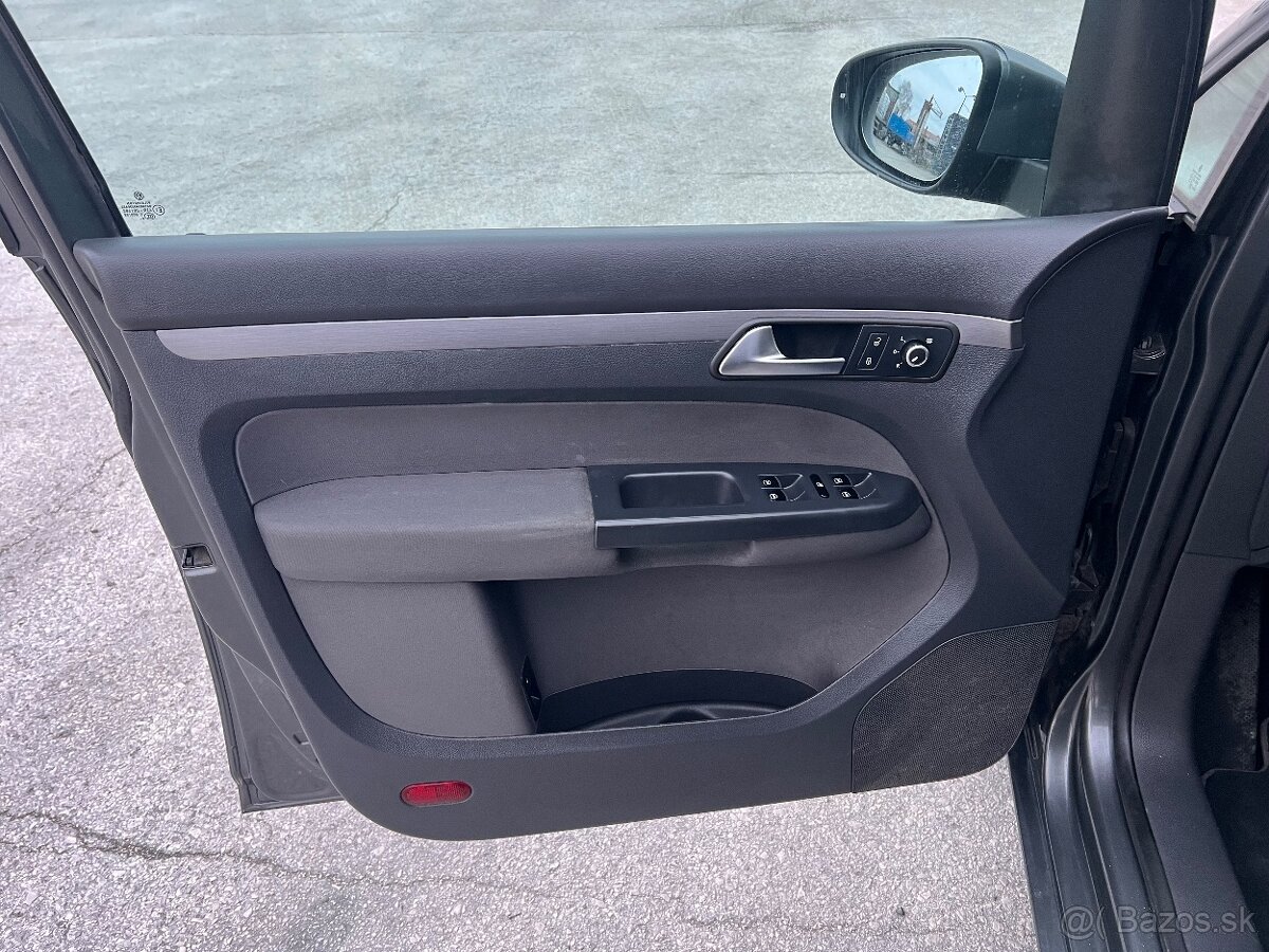 PREDAM VOLKSWAGEN TOURAN 2.0TDi 103kW CFHC dovoz DE - 11